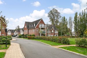 Pavilion Place, East Molesey- click for photo gallery